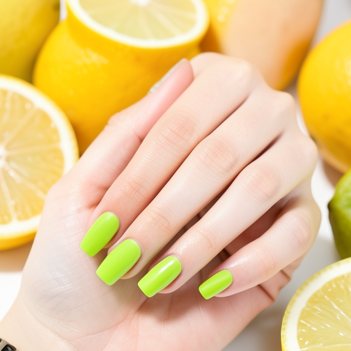 image-437 16 Bright Spring Nail Ideas That Will Totally Transform Your Look